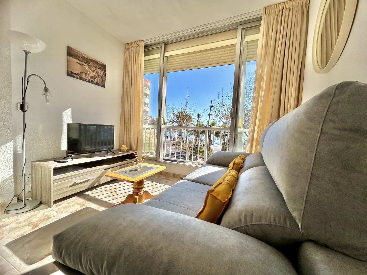 Estudio 30 frente al mar